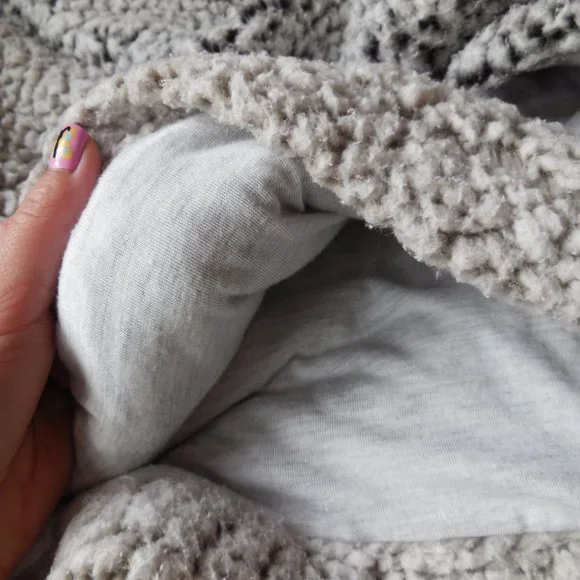 Grey Fleece Pullover - Picture 2 of 7